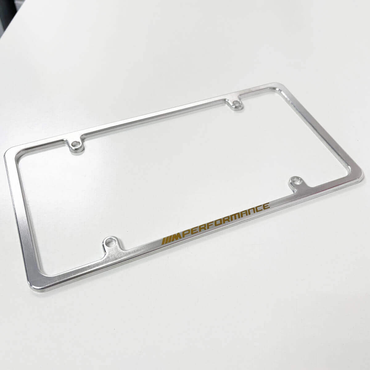 Cadre de plaque d'immatriculation US M Performance Style en aluminium usiné Slimline