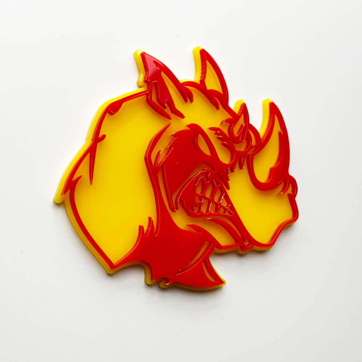 Badge logo 3D Rhino Angry - Emblème de garde-boue personnalisé pour voitures, camions et SUV Rouge vs Jaune
