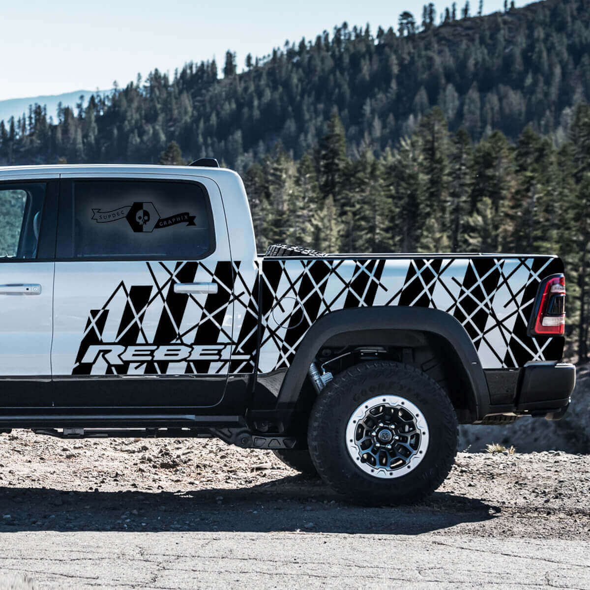 Set d'autocollants en vinyle à rayures latérales style Chaotique pour Dodge Ram Rebel 2021+