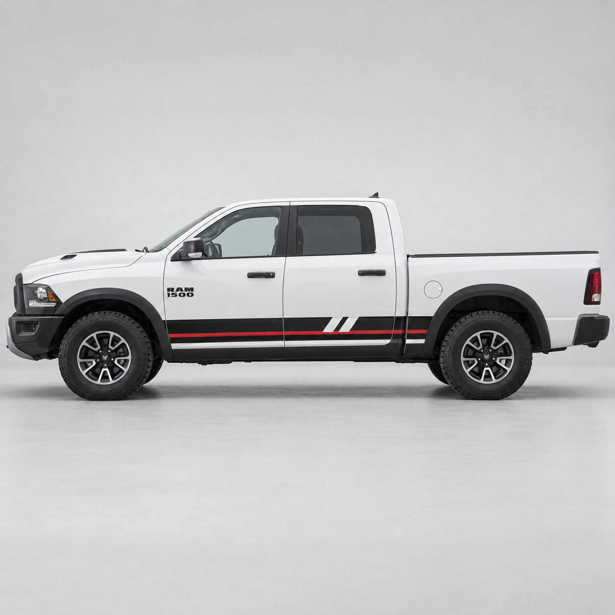 Autocollant vinyle latéral à fentes diagonales pour RAM 1500 Rebel 2016
