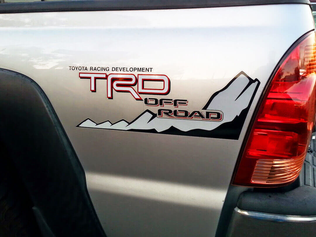 Ensemble d'autocollants en vinyle TRD Off Road Mountain pour les côtés de caisse de pick-up Toyota