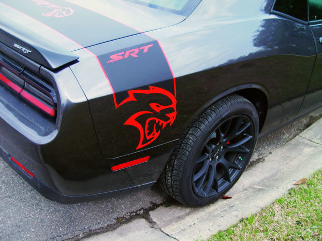 Autocollant en vinyle bandes latérales style Hellcat pour coffre Dodge Challenger