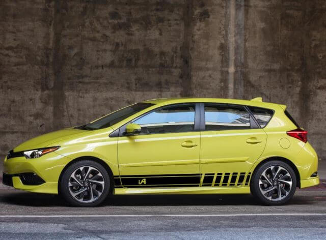 2X Autocollant Vinyle Graphiques Multicolores Voiture Japonaise Camry Course 2