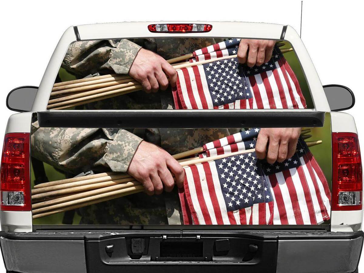 Autocollant drapeau américain style militaire pour lunette arrière ou hayon de camionnette