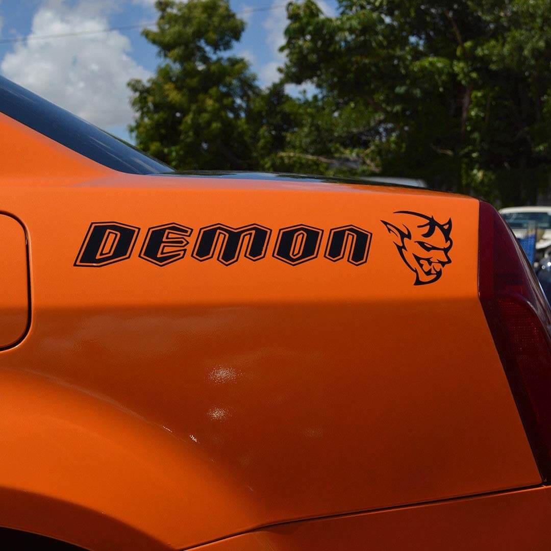 Ensemble d'autocollants vinyles logo latéral style Demon pour Dodge Challenger