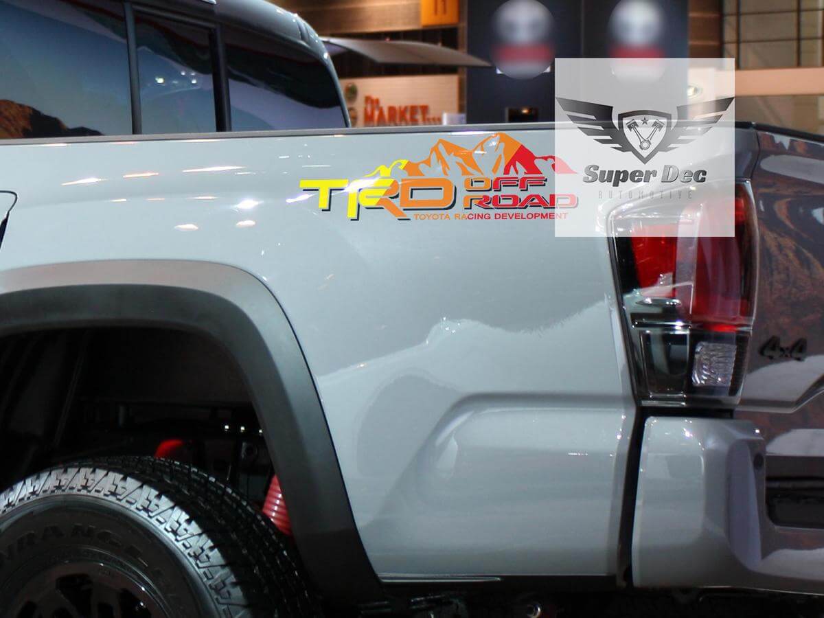 Paire d'autocollants en vinyle TRD Off Road Mountain pour les côtés de lit Toyota Tacoma Tundra FJ Cruiser