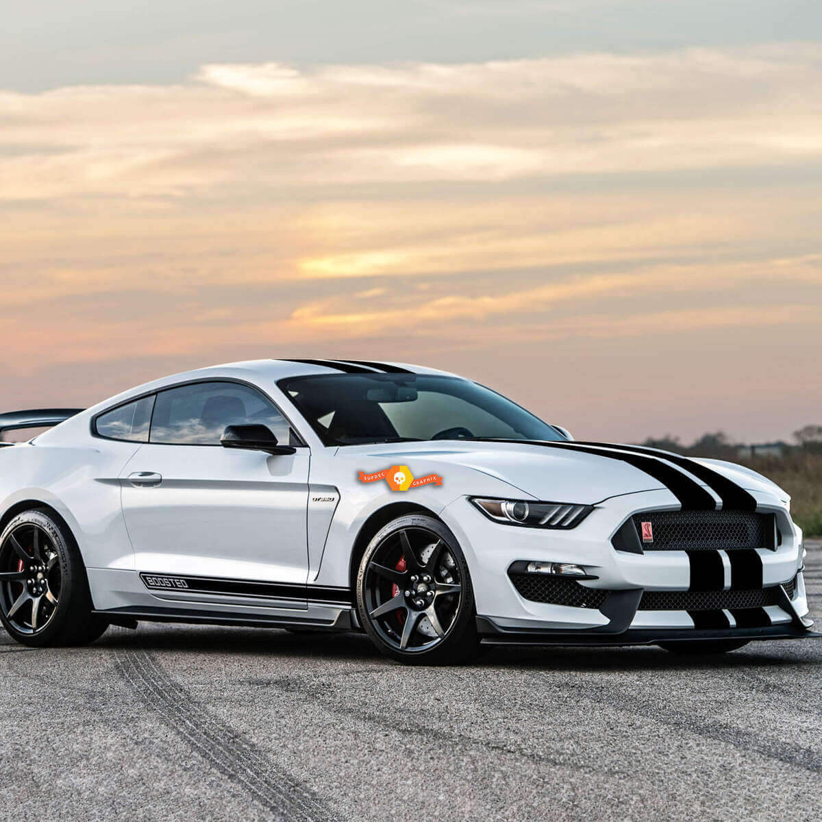 2X BOOSTED FORD MUSTANG côté vinyle Rocker Panel corps décalcomanies voiture autocollant logo graphique emblème logo
