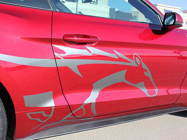 Side Horse STEED Vinyl Graphic Pony Stripe Sticker Vinyle pour Ford Mustang 2015
