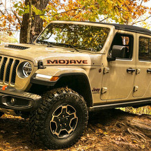 Paire d'autocollants en vinyle Mojave pour capot de Jeep Gladiator_2