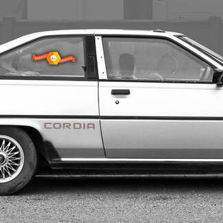 Mitsubishi Cordia Turbo CORDIA 2x décalcomanies latérales en vinyle autocollants graphiques 2 couleurs
