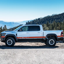 Autocollant vinyle bande latérale personnalisée avec texte pour porte, côté de caisse pour RAM 1500 Rebel, TRX 2019-2026_3