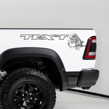 Kit de décalcomanies vinyle prédateur T-Rex dévorant un raptor arrière latéral pour Dodge Ram TRX 2020-23_2