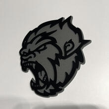 Badge 3D Angry Yeti Sasquatch Bigfoot, emblème noir vs gris
 3