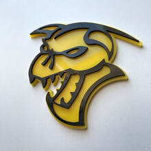 Badge 3D Hellcat Demon, emblème de garde-boue noir vs jaune
 4