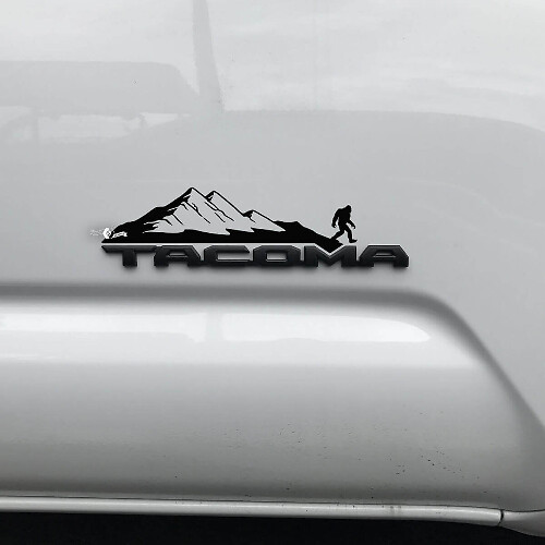 Autocollant vinyle superposé Badge Sasquatch de montagne pour Toyota Tacoma