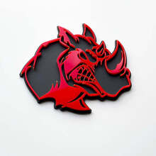 Badge logo 3D Rhino Angry - Emblème de garde-boue personnalisé pour voitures, camions et SUV Rouge vs Gris
 3