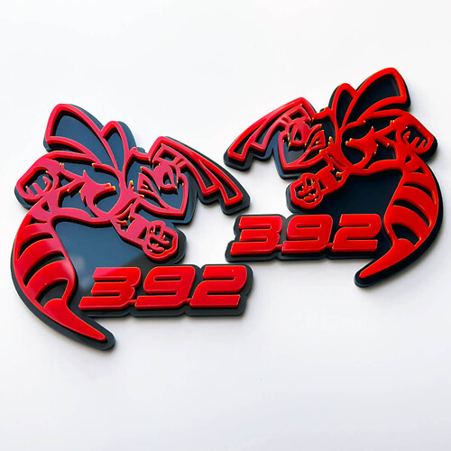 Hornet Bee 392 Badge 3D Gris vs Rouge Badges Fender Emblème 1

