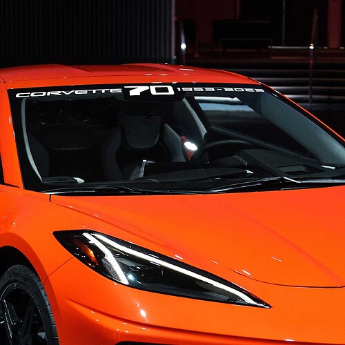 Autocollants de pare-brise en vinyle pour Chevrolet Corvette C8 Z51 70 anniversaire
 1