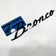 Badges badges badlands badges tailgate embranche 3d badge noir vs bleu
 7