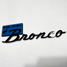 Badges badges badlands badges tailgate embranche 3d badge noir vs bleu 1
 5