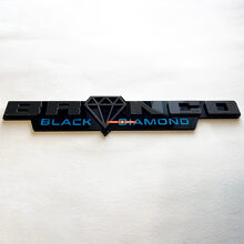 Insigne 3D Black Diamond Horse pour ailes de voitures muscle_4