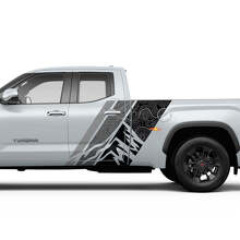 Autocollants Vinyle Latéraux Arrière Porte Style Topographique Montagnes Vintage Pour Toyota Tundra CrewMax_2