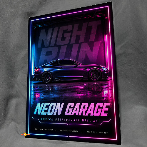 Panneau Mural en Acrylique Brillant Performance Neon Garage