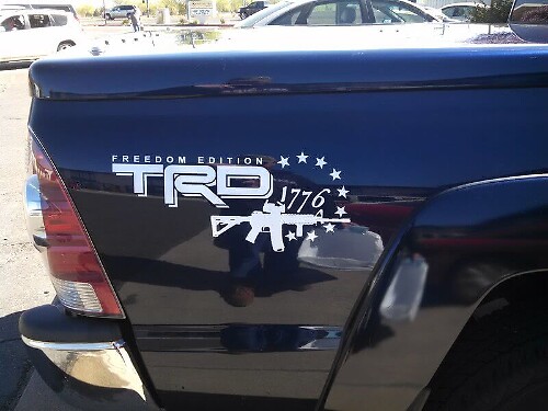 Ensemble d'autocollants en vinyle pour côtés de lit Style TRD Freedom Edition 1776 pour Toyota Tacoma
