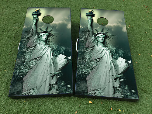 Statue de la Liberté USA Cornhole Jeu de société Autocollant Autocollant VINYLE WRAPS avec LAMINÉ
