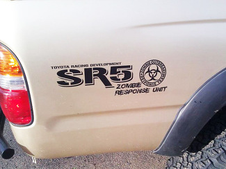 Toyota Racing Development SR5 Zombie Response Unit édition 4X4 autocollants graphiques côté lit