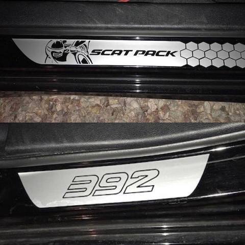Ensemble d'autocollants vinyles pour seuil de porte style Scat Pack 392 pour Dodge Charger