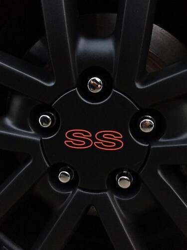CAMARO SS Wheel Center Cap Logo SS Autocollants (n’importe quelle couleur)

