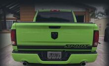 RAM 1500 SPORT Autocollant à rayures pour hayon Hemi Dodge Truck 5.7 2014-2018
 2