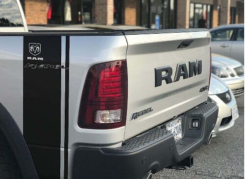 2 Dodge Ram Rebel 1500 5.7L décalcomanies TRX bandes latérales autocollants en vinyle Hemi Graphics Now