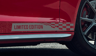 ÉDITION LIMITÉE - Autocollant en vinyle autocollant emblème drapeau de course à carreaux Fit Ford PS24