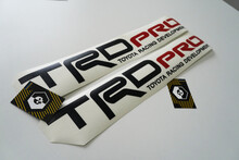 TRD PRO Toyota Tacoma Tundra Racing Autocollants Autocollants Graphic Cut Vinyl R 2