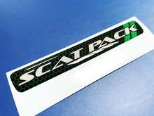 Volant Scat Pack Rayures en nid d'abeille vertes emblème en forme de dôme Autocollant Challenger Charger Scatpack
 2