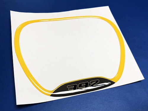 392 Yellow Domed Trim Ring — Autocollant vinyle (volant) pour Dodge Challenger