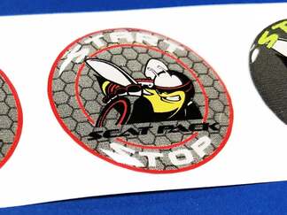 Bouton de démarrage du moteur Start Stop Scat Pack nid d'abeille gris logo emblème bombé décalcomanies Challenger Charger Dodge Scatpack
 1