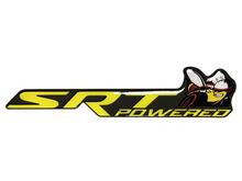 Scat Pack Challenger ou Charger SRT Powered badge emblème en forme de dôme autocollant Dodge couleur jaune fond gris avec ombres noires
 2