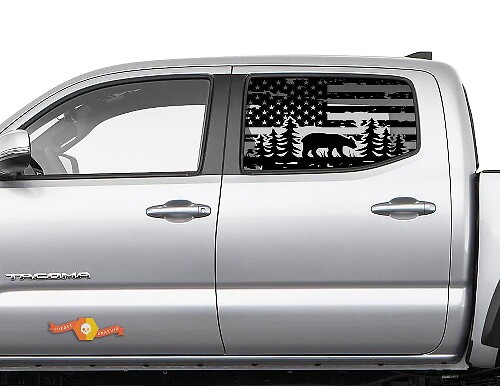 Toyota Tacoma 4Runner Tundra Hardtop USA Flag Forest Bear Autocollant de pare-brise JKU JLU 2007-2019 ou Dodge Challenger Charger Suba Ascent Forester Wrangler Rubicon - 113
