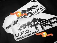 Paire d'autocollants en vinyle TRD UFO Research Team Side pour Toyota Tacoma
 2