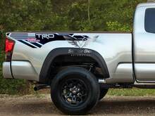 Autocollants en vinyle TRD Off Road Drapeau USA pour bas de caisse Toyota Tacoma Tundra_2