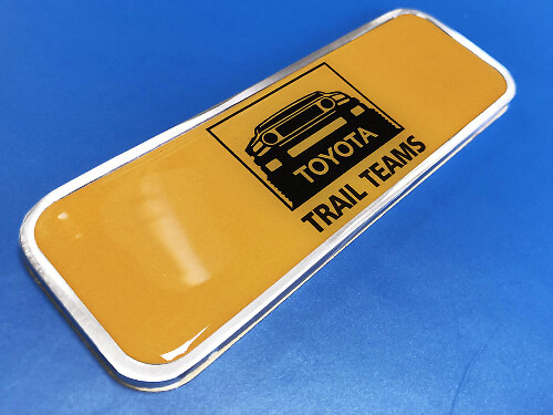 TRD Trail Teams FJ Cruiser Métal Aluminium Badge Lit Côté Emblème Aluminium
