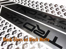 Autocollants en vinyle TRD 4x4 OFF ROAD noir mat et noir brillant pour Tacoma 2013 - 2020 ou Tundra 2013 - 2020
 2