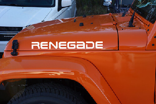 2 autocollants en vinyle Renegade Jeep Wrangler Rubicon YK JK XJ
